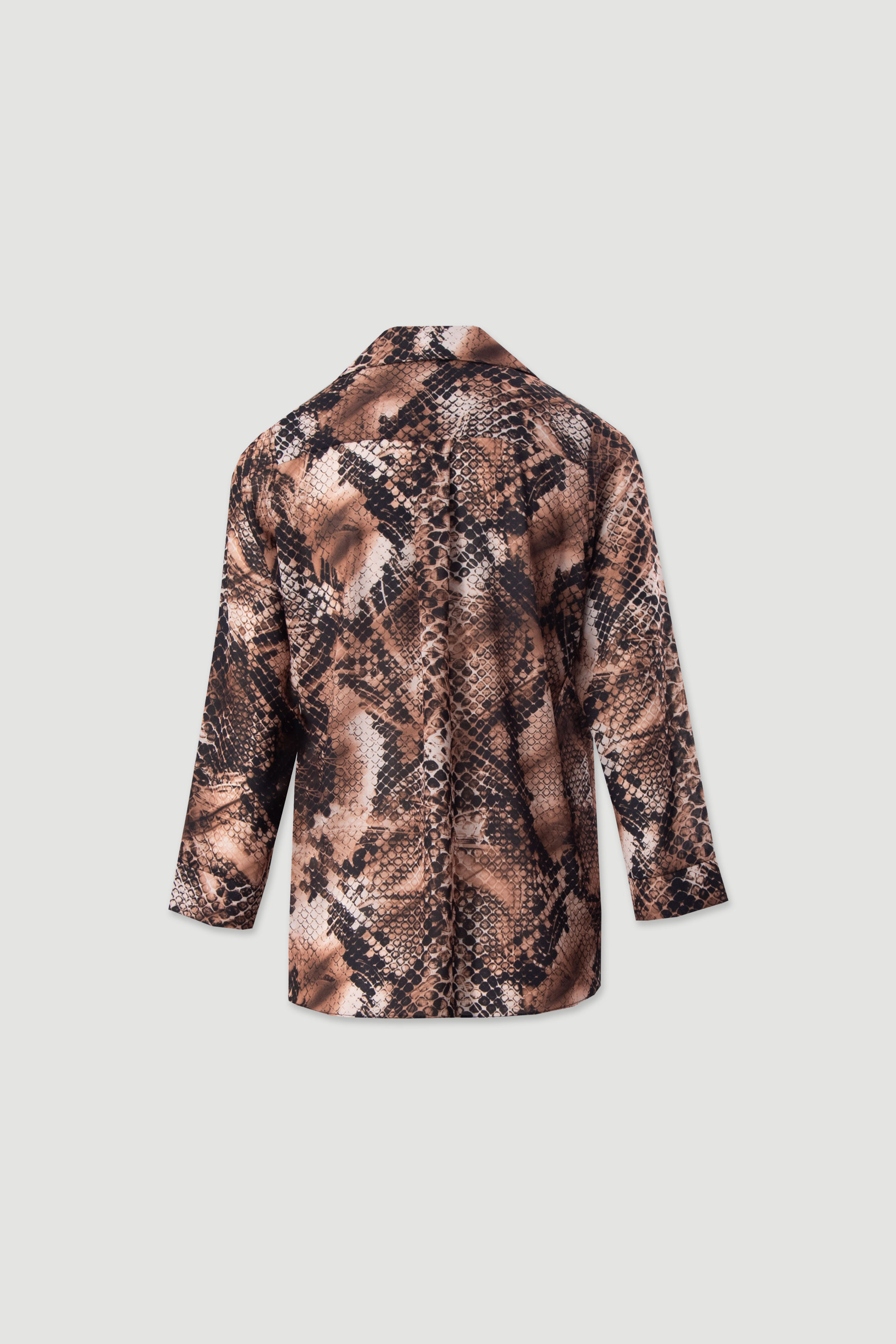 Animal print blouse with classic collar