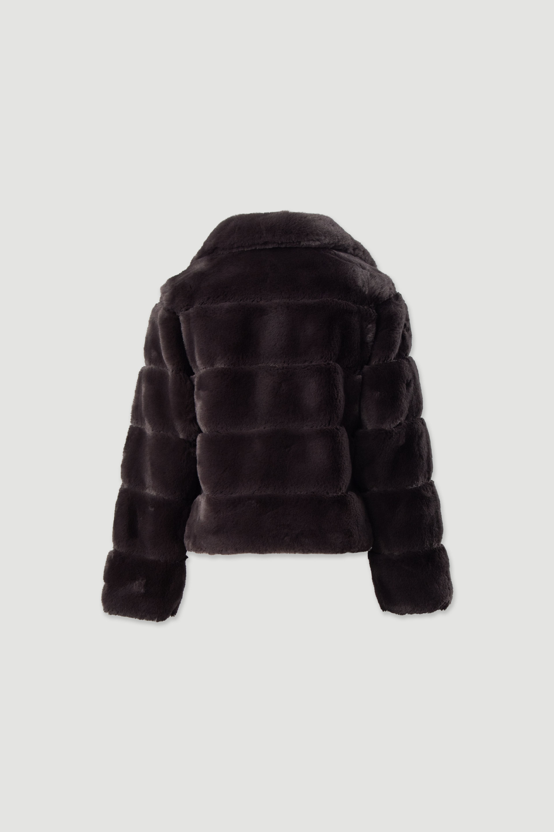 Casaco de pêlo com efeito canelado largo