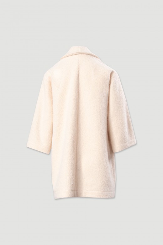 Casaco de pêlo curto com gola ampla Casaco de pêlo curto com gola ampla