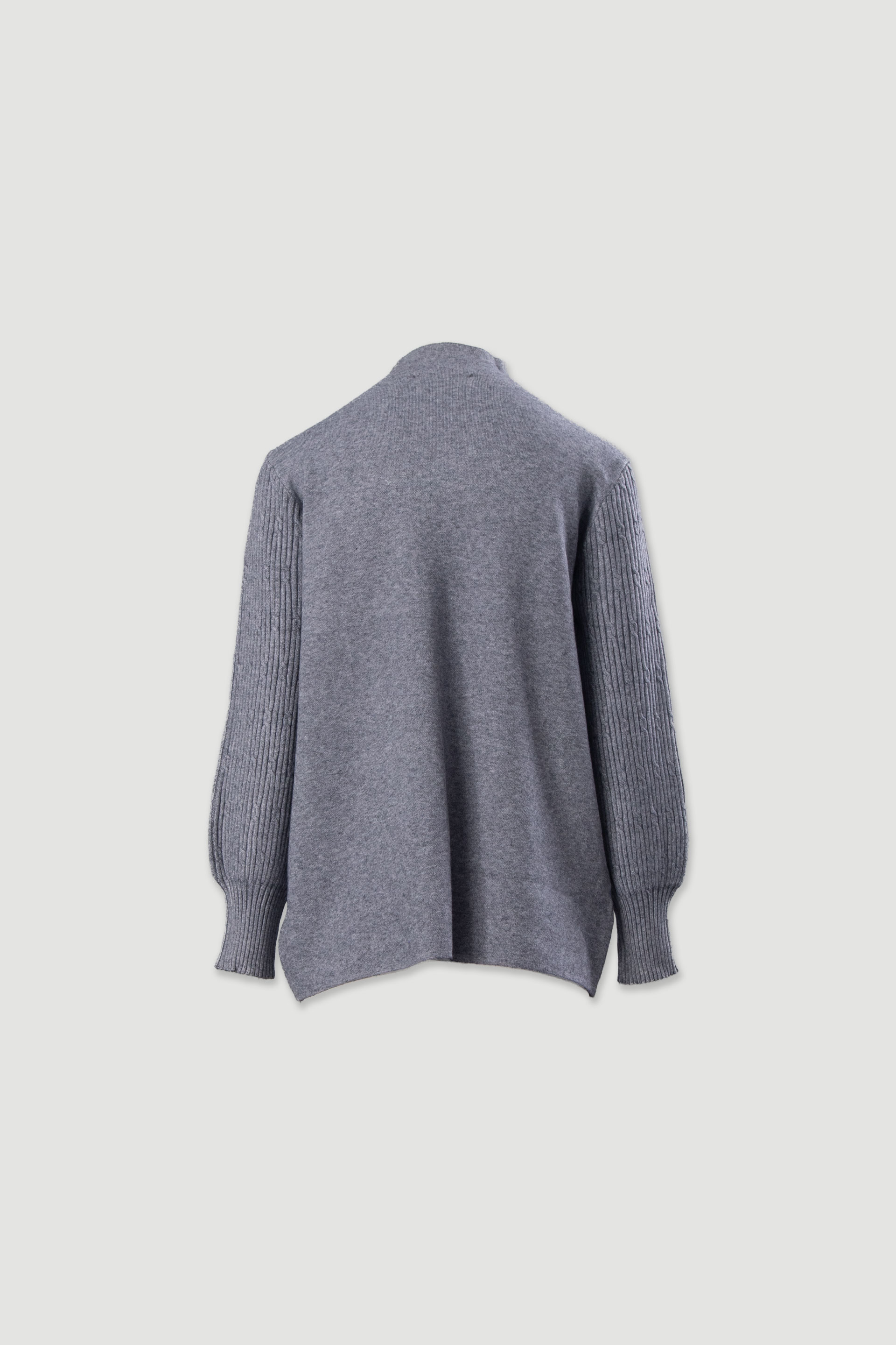 Knit tunic with ribbed sleeves