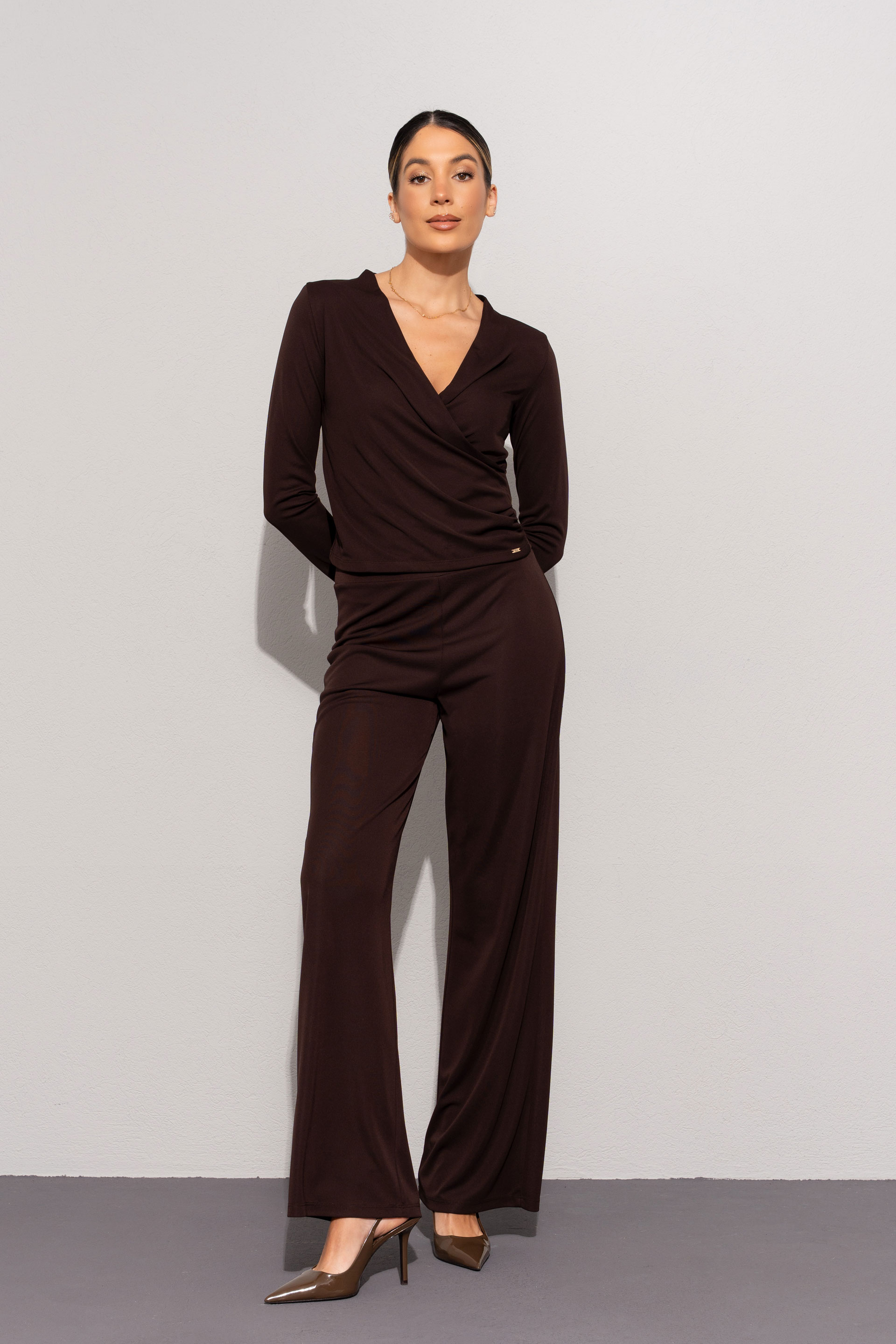 Camisola de malha decote cruzado