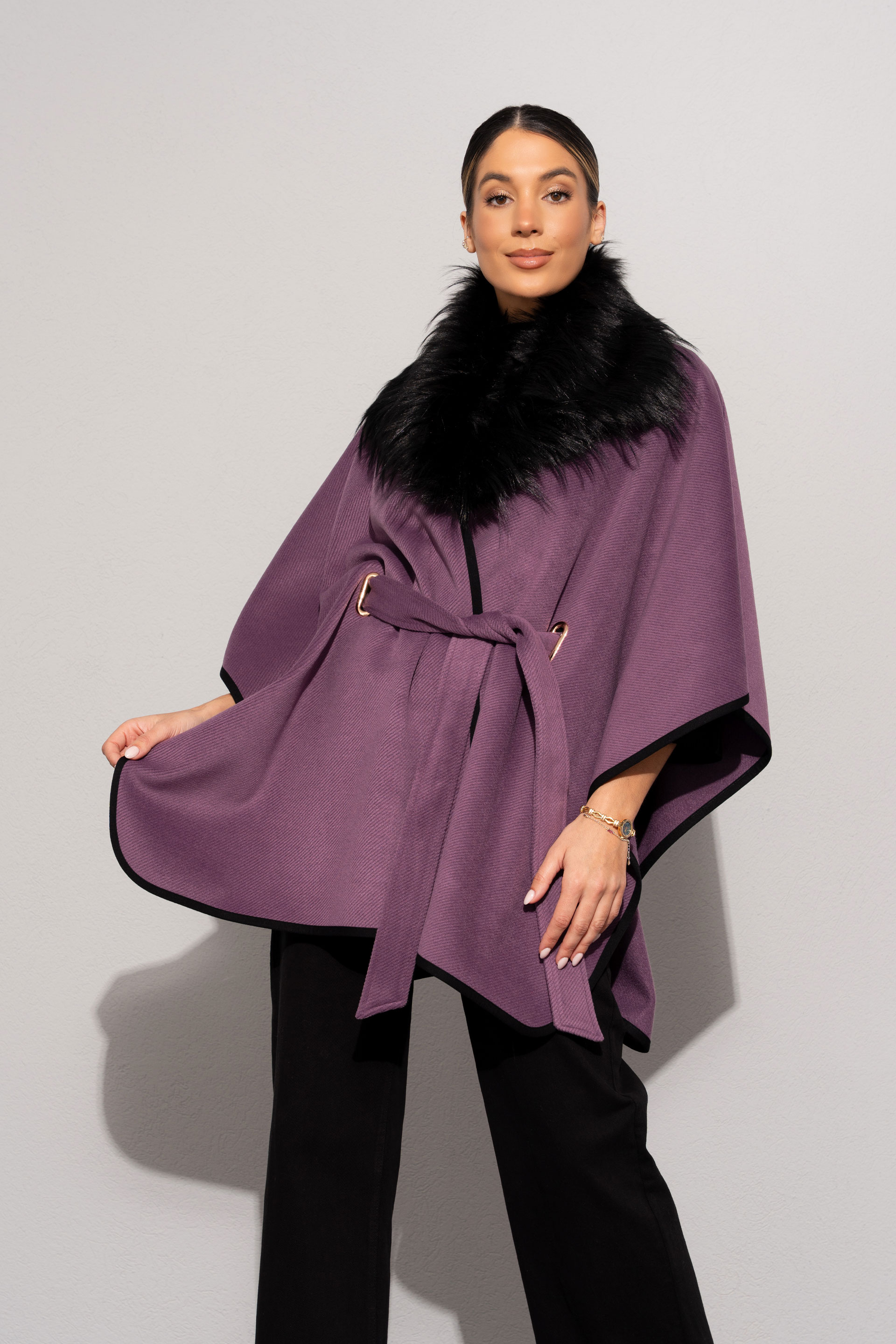 Cape with faux fur collar