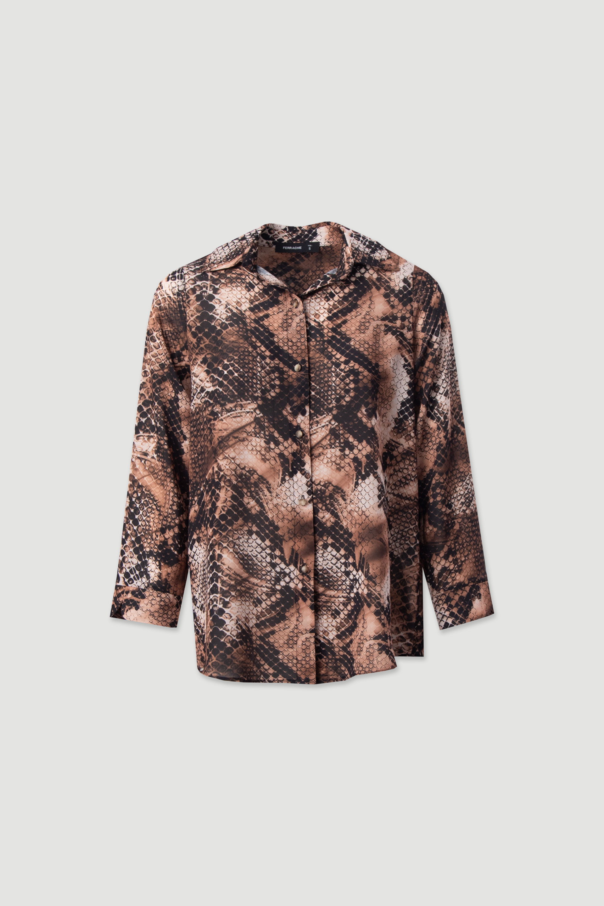 Blusa com padrão animal e colarinho clássico