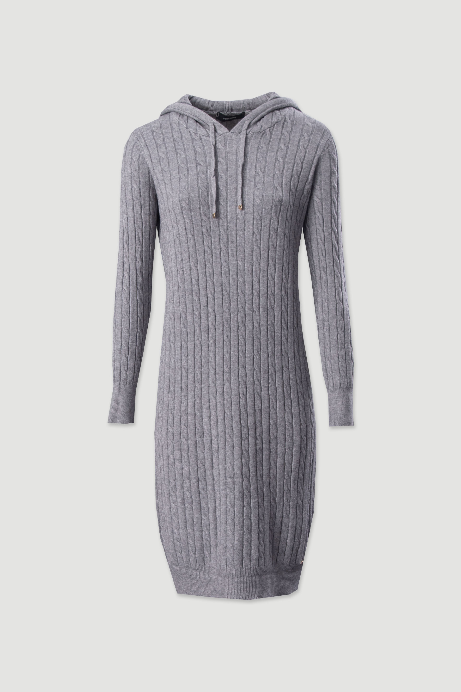 Vestido de punto con capucha y diseño trenzado