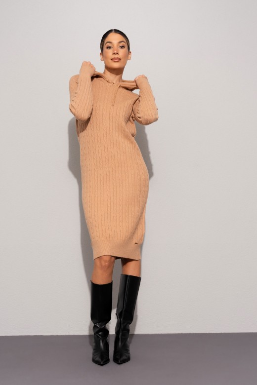 Vestido de malha com capuz e padrão entrançado Vestido de malha com capuz e padrão entrançado