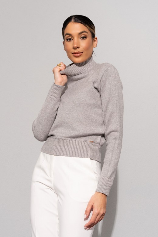 Pull en maille � col montant c�tel�