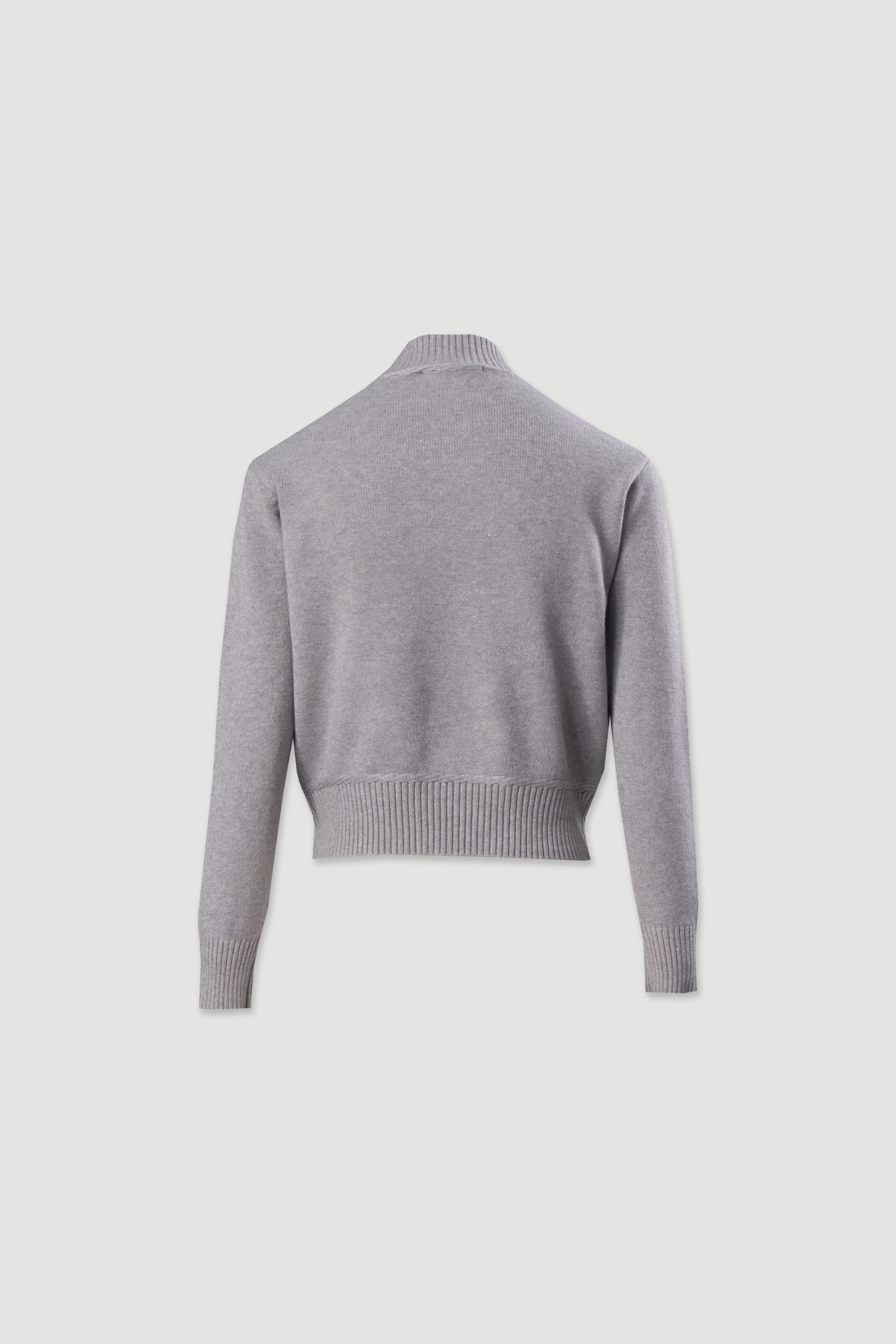 Pull en maille à col montant côtelé