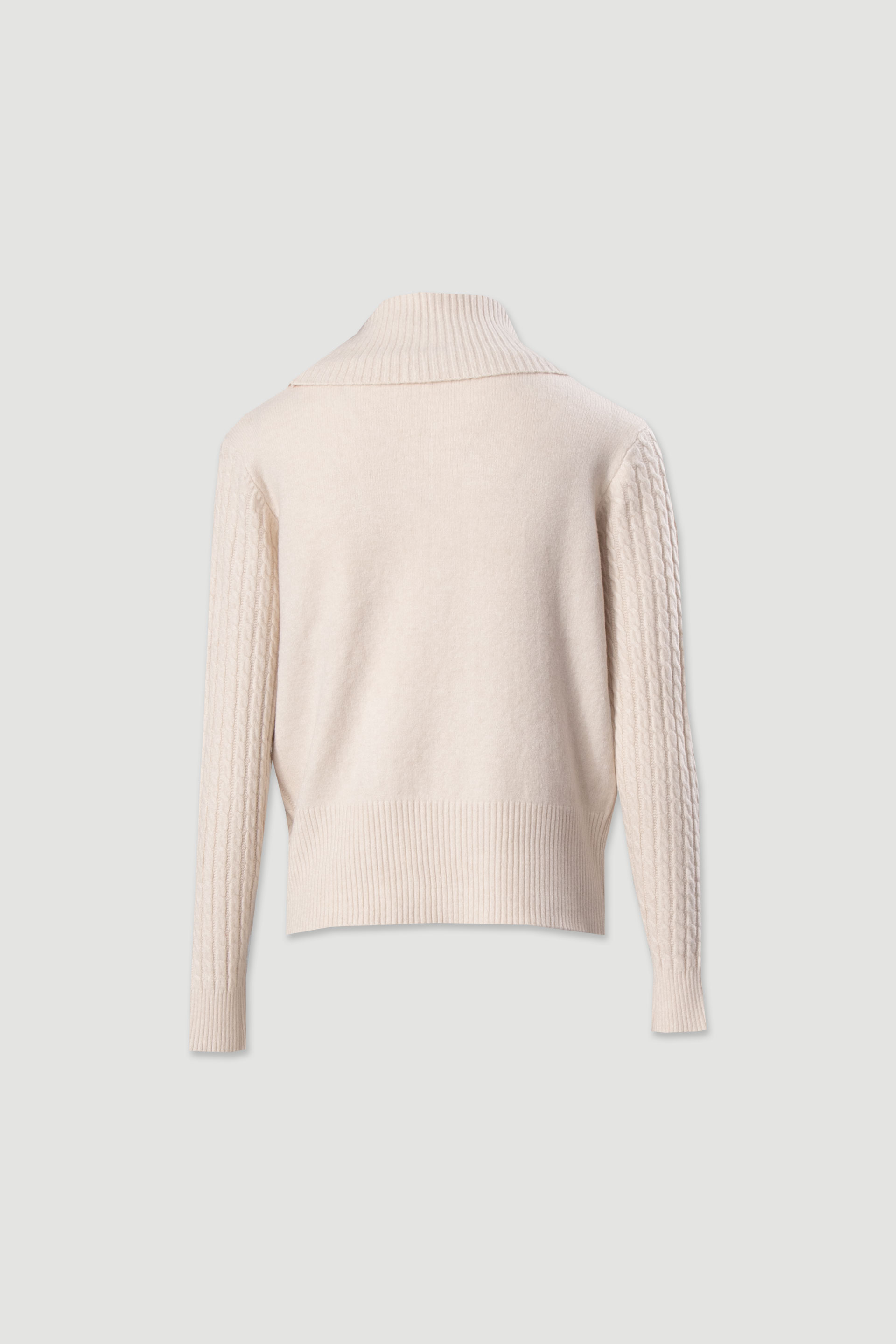 Jersey de cuello alto en punto trabajado