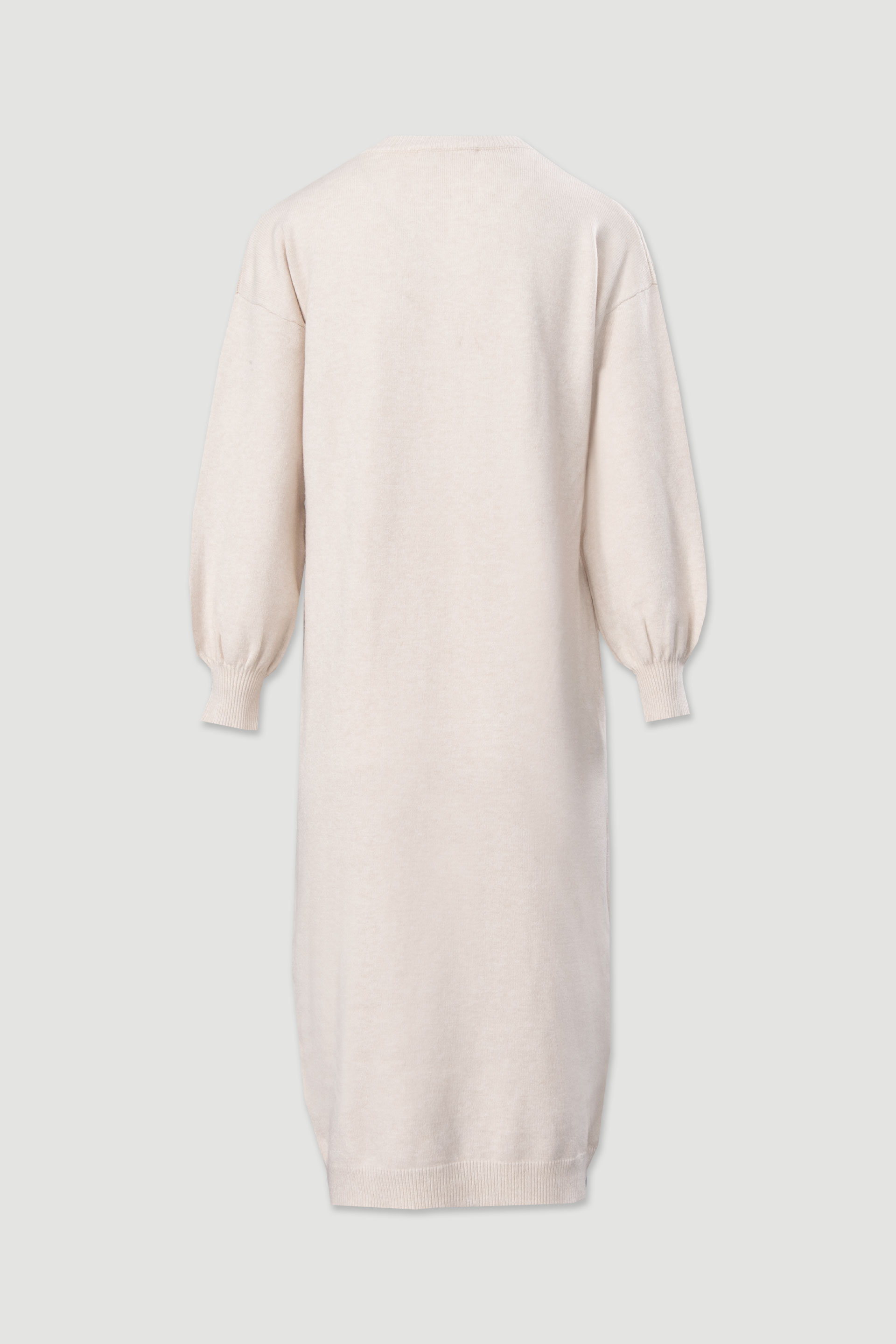 Vestido de malha com detalhe de efeito trabalhado nos ombros