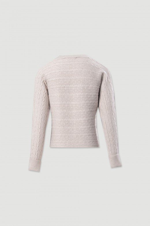 Pull en maille travaill�e