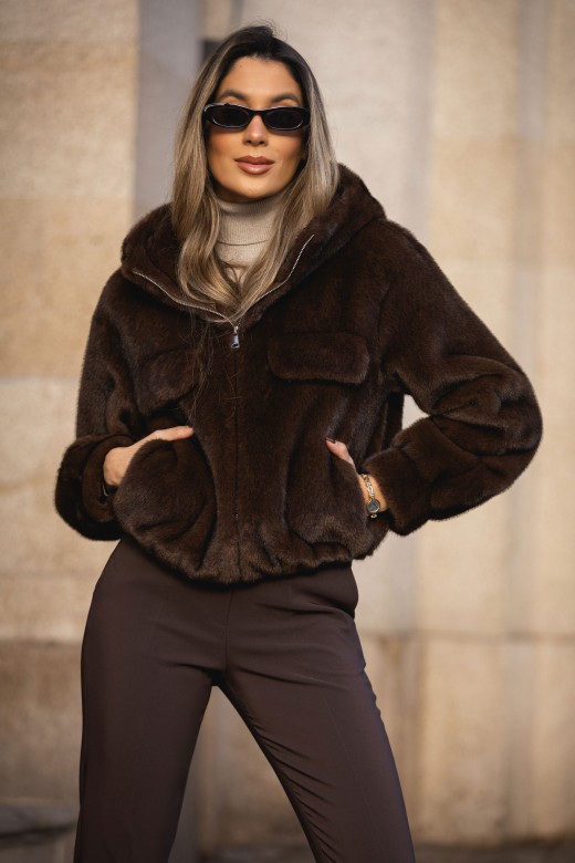 Short faux fur jacket with hood Short faux fur jacket with hood