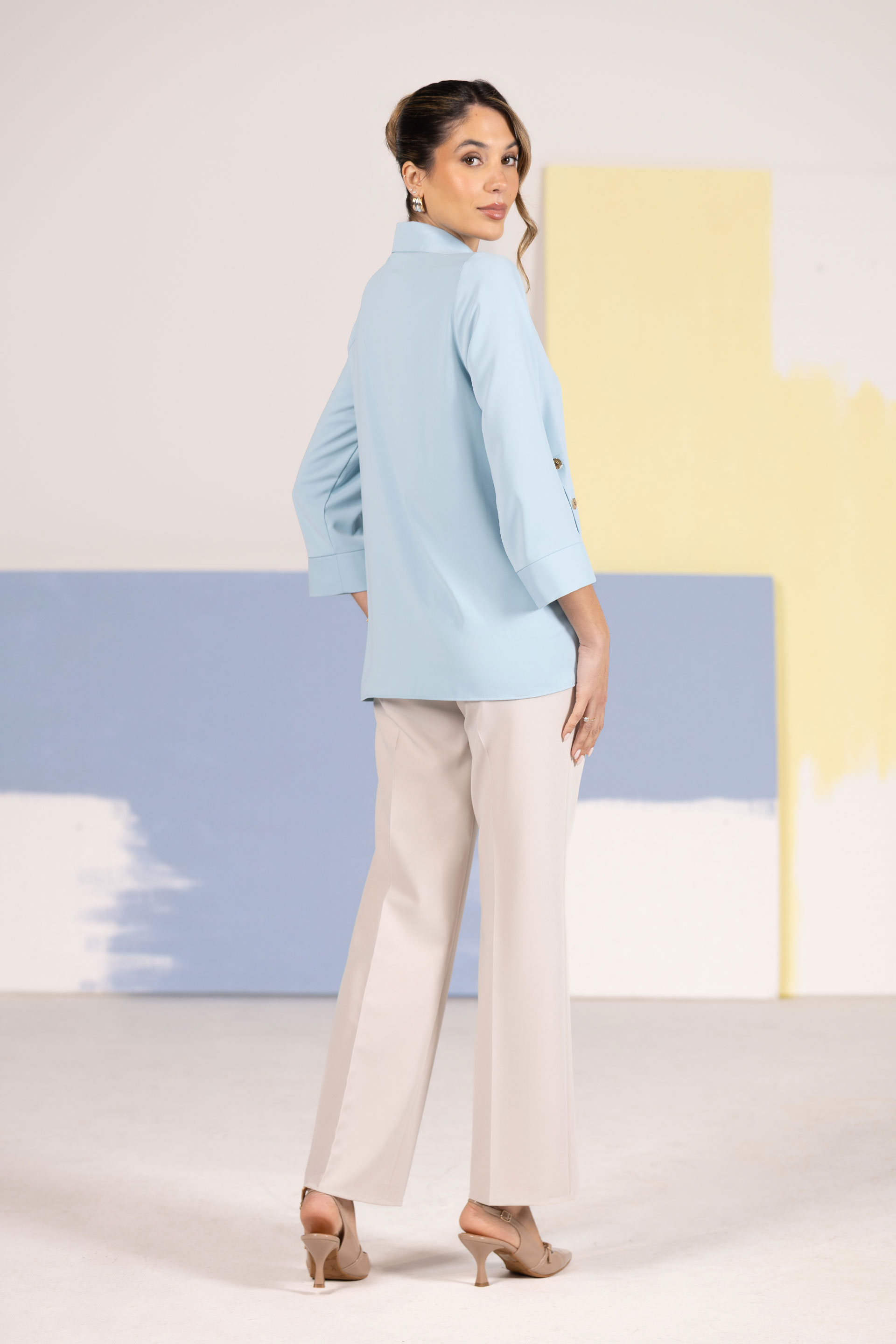 High-waisted straight trousers with customised elastic waistband