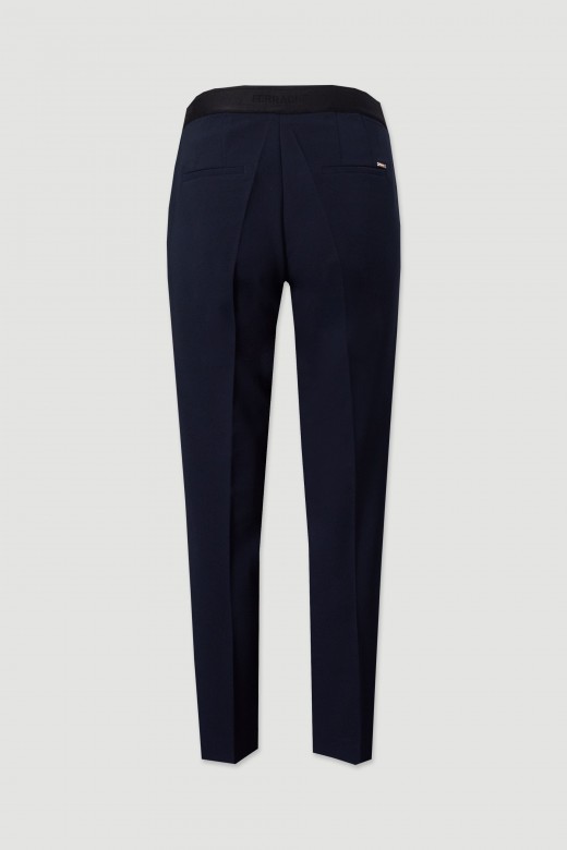 Classic trousers with customised elastic waistband