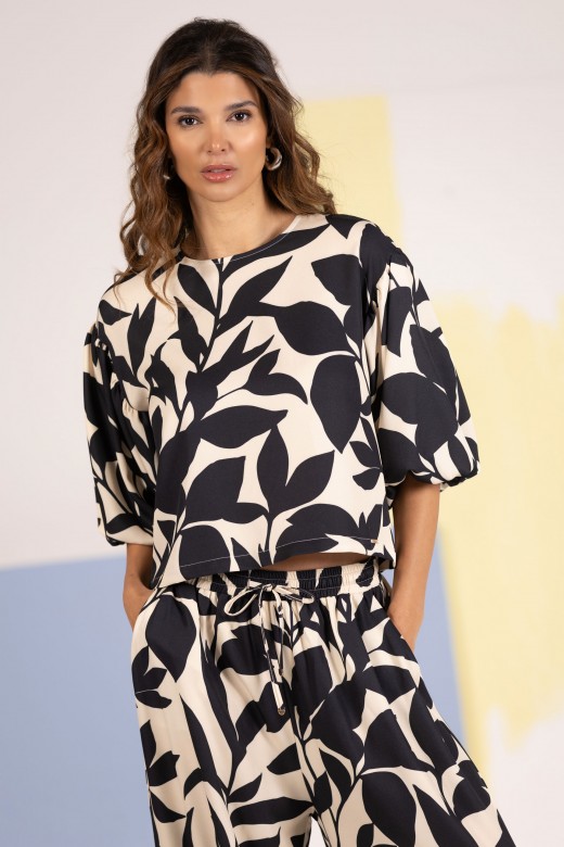Short printed tunic with puff short sleeves Short printed tunic with puff short sleeves
