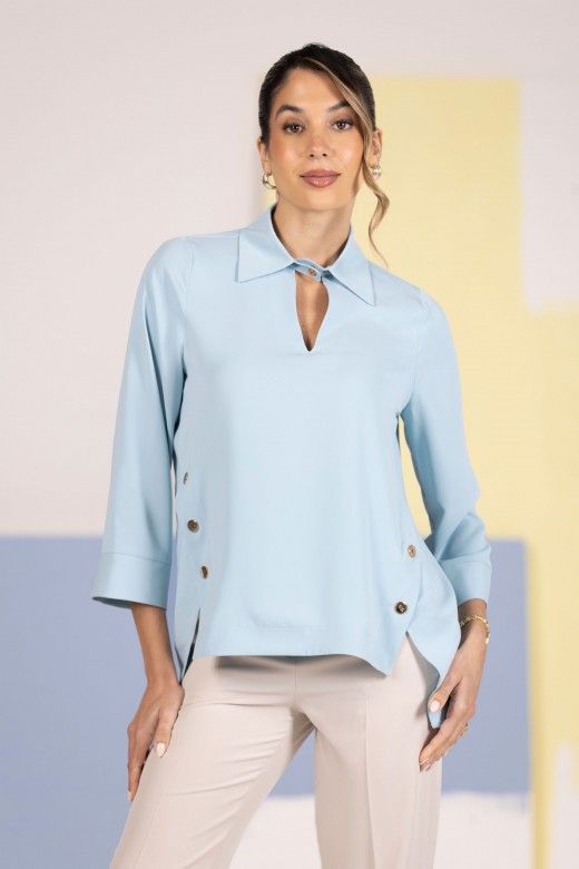 Asymmetrical tunic with keyhole neckline Asymmetrical tunic with keyhole neckline