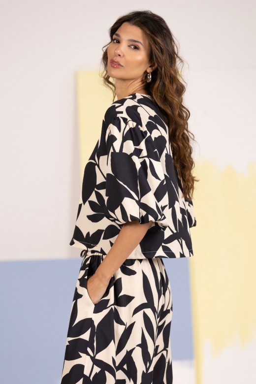 Short printed tunic with puff short sleeves