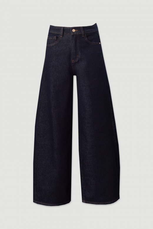 High-waisted balloon jeans High-waisted balloon jeans