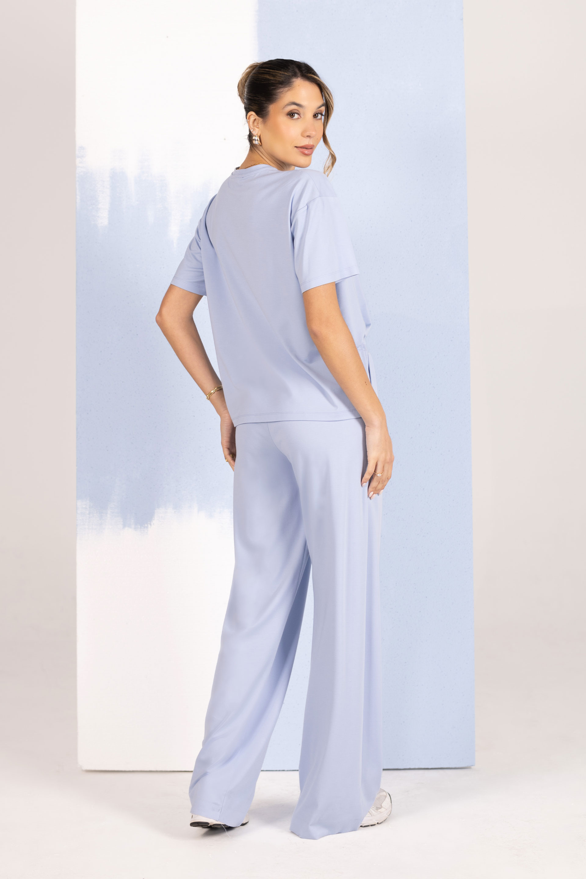 Wide-leg knit trousers with elastic waistband