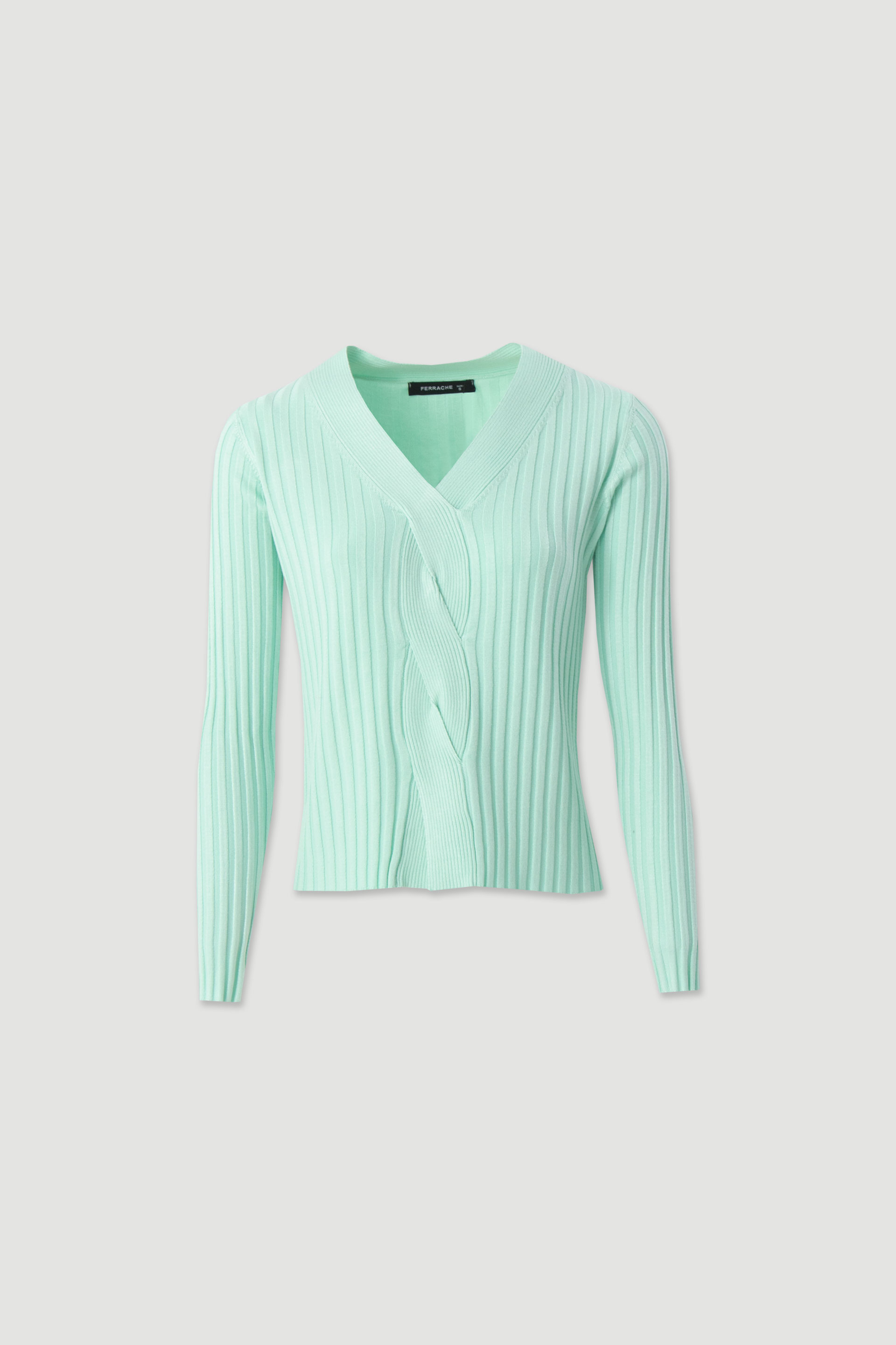 Ribbed knit sweater with v-neck