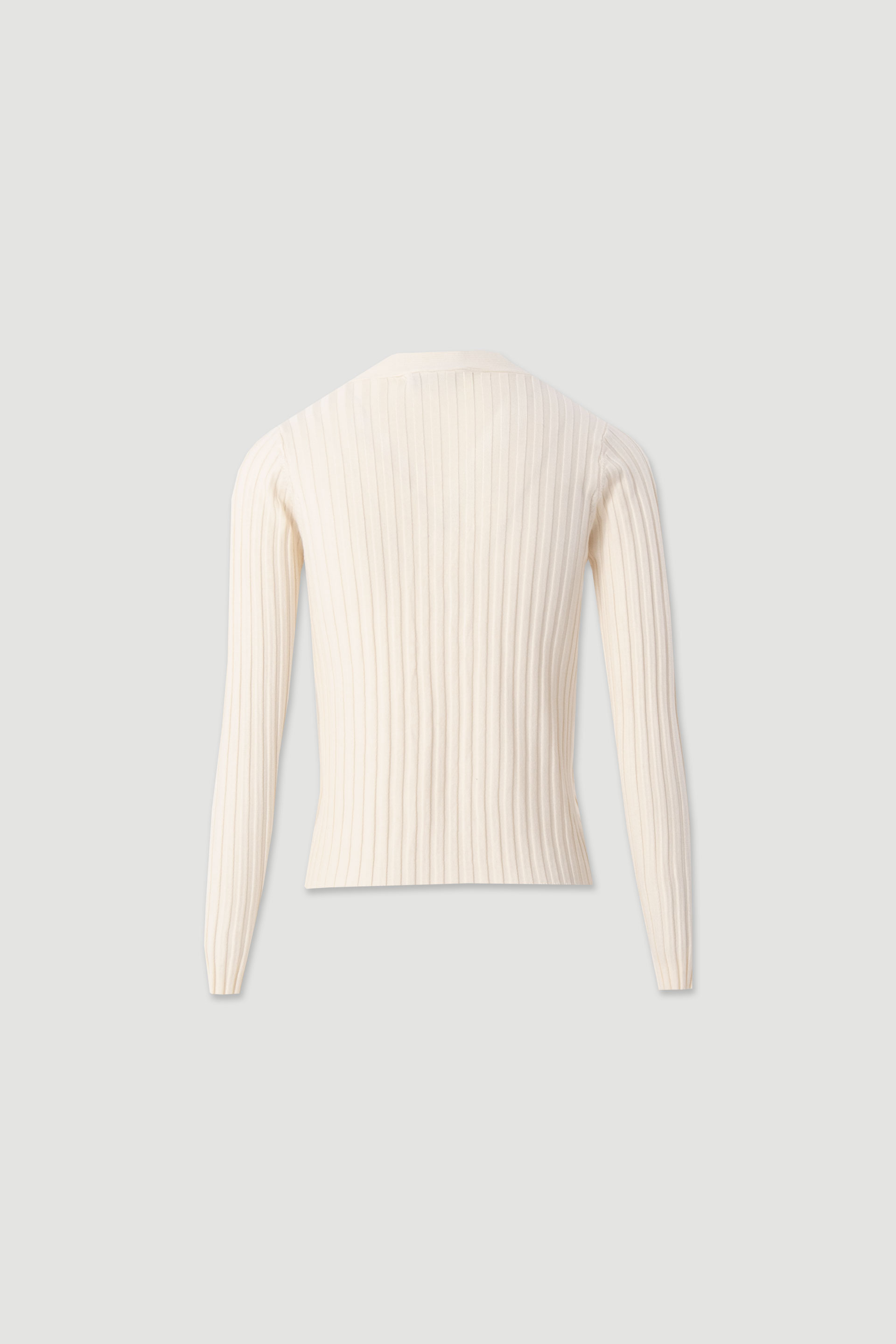 Pull en maille côtelée avec décolleté en v