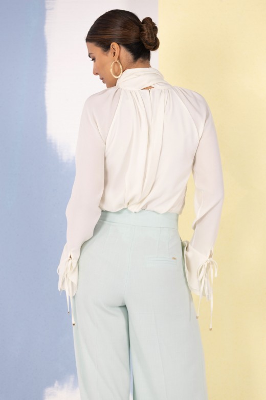 Fluid tunic with high neck and bow Fluid tunic with high neck and bow