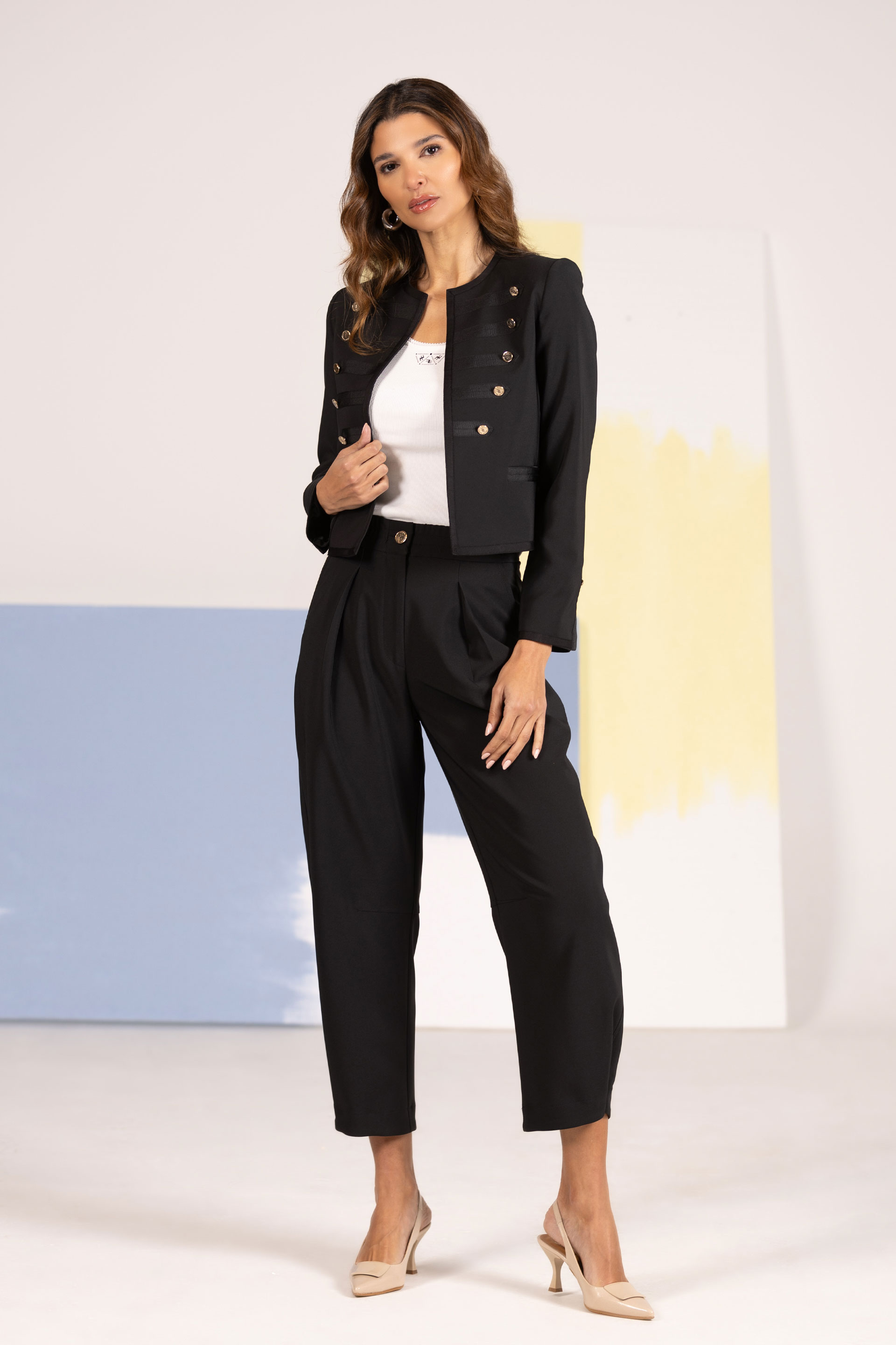 Short structured jacket