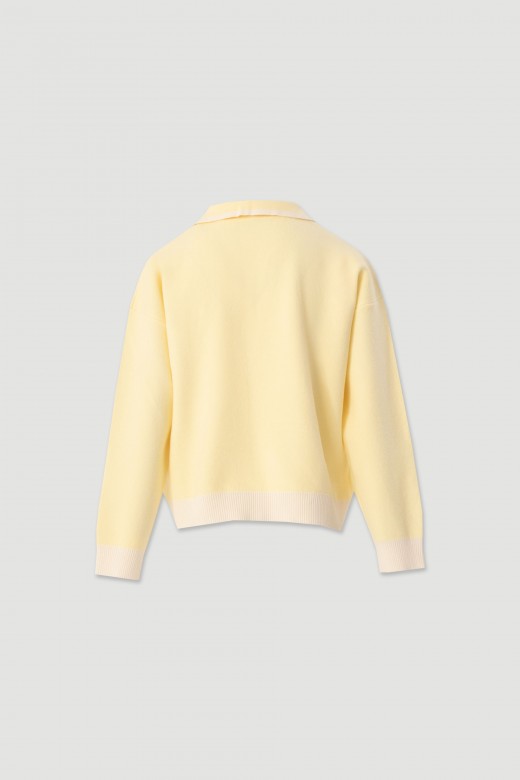 Knit polo with contrast details