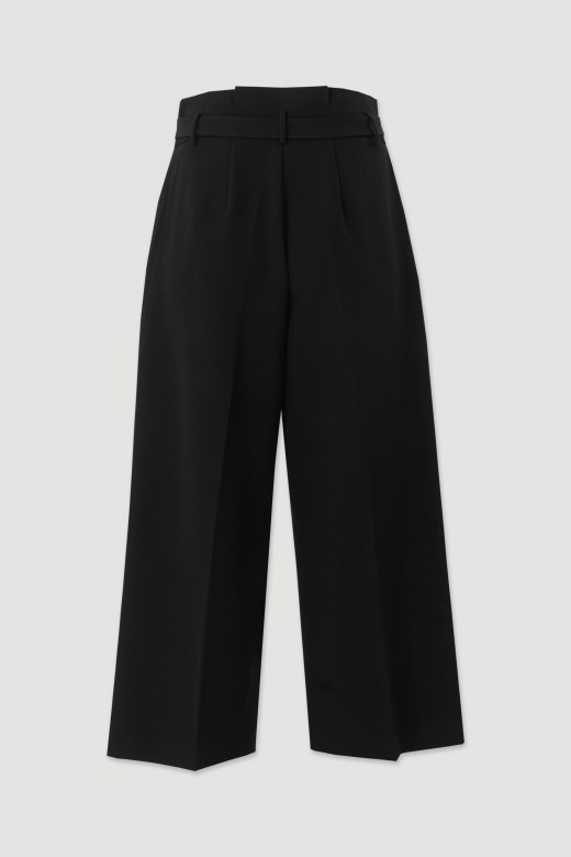 High-waisted culotte trousers with belt