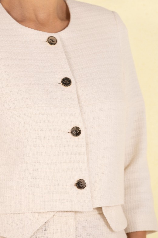Short textured jacket with metal buttons Short textured jacket with metal buttons
