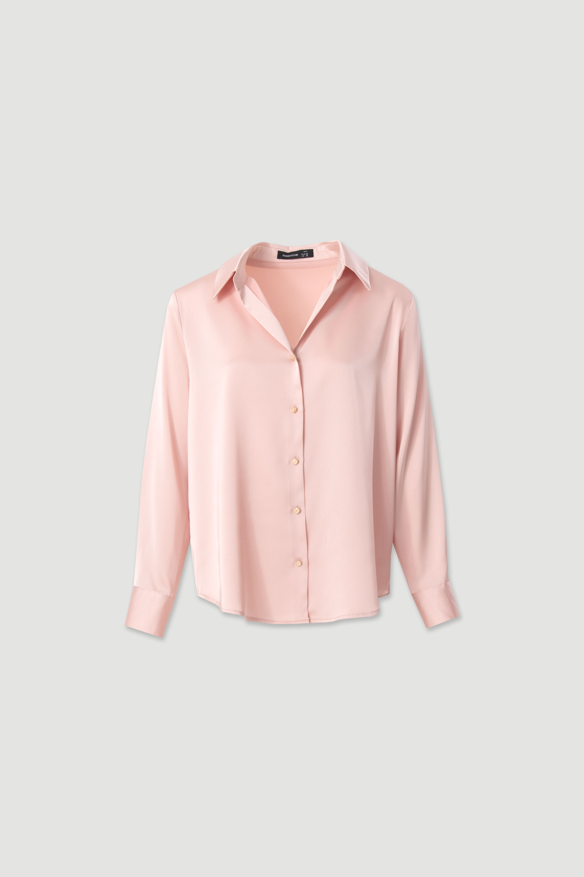 Fluid blouse with classic collar