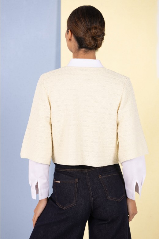 Short textured knit jacket with 3/4 sleeves Short textured knit jacket with 3/4 sleeves