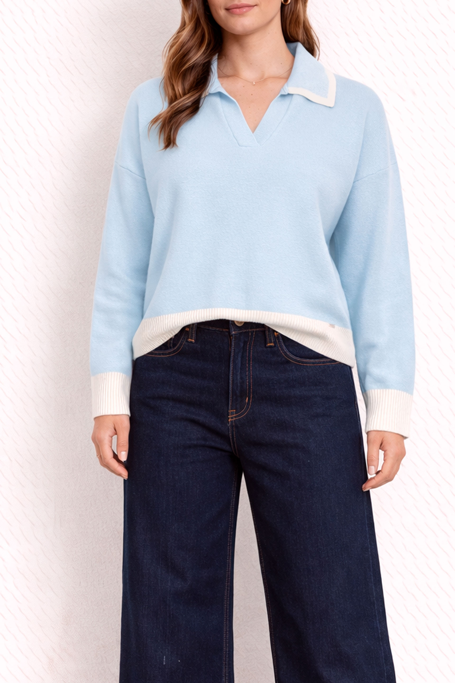 Knit polo with contrast details