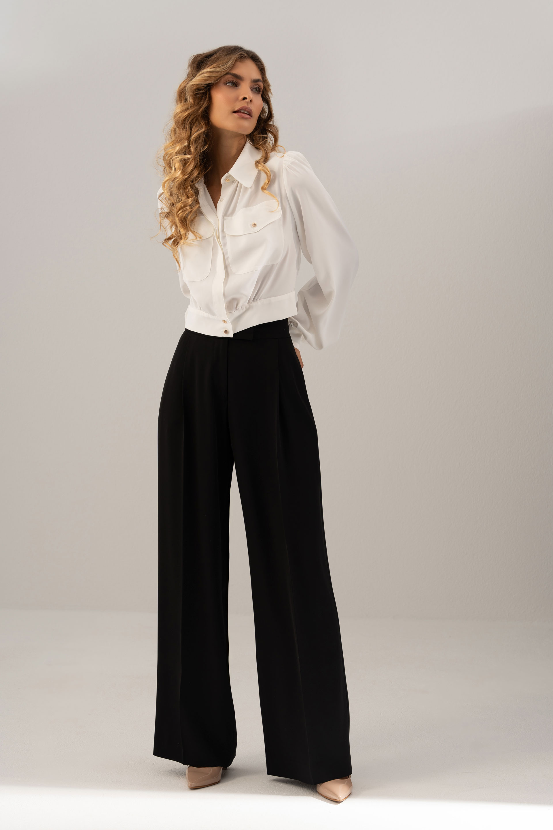 Cropped fluid long-sleeve blouse