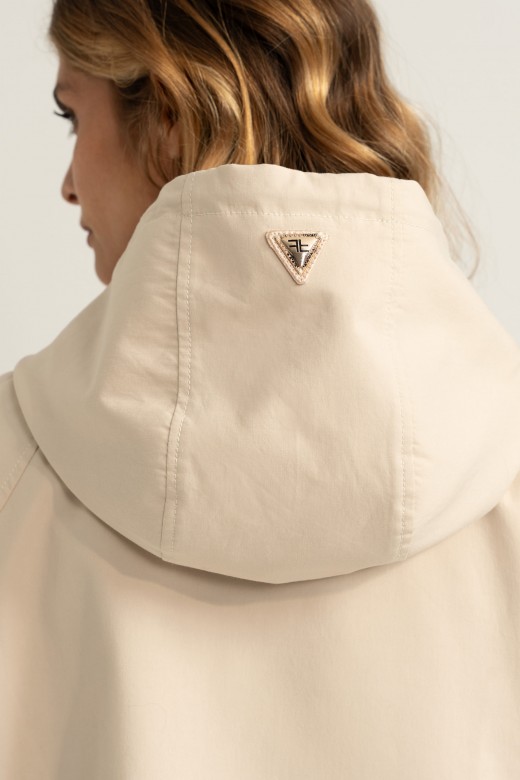 Short parka with hood and metallic detail