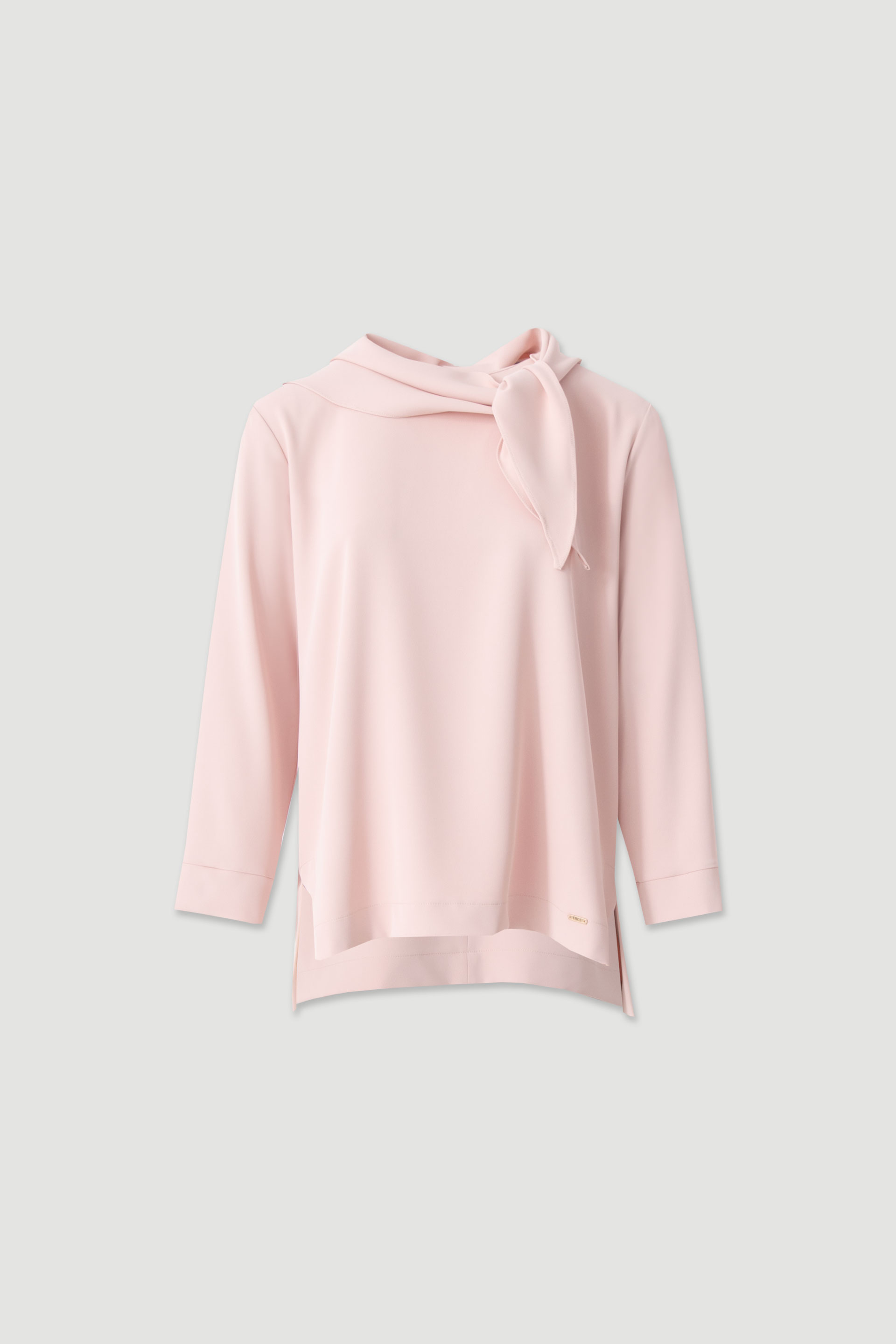 Flowy tunic with removable scarf