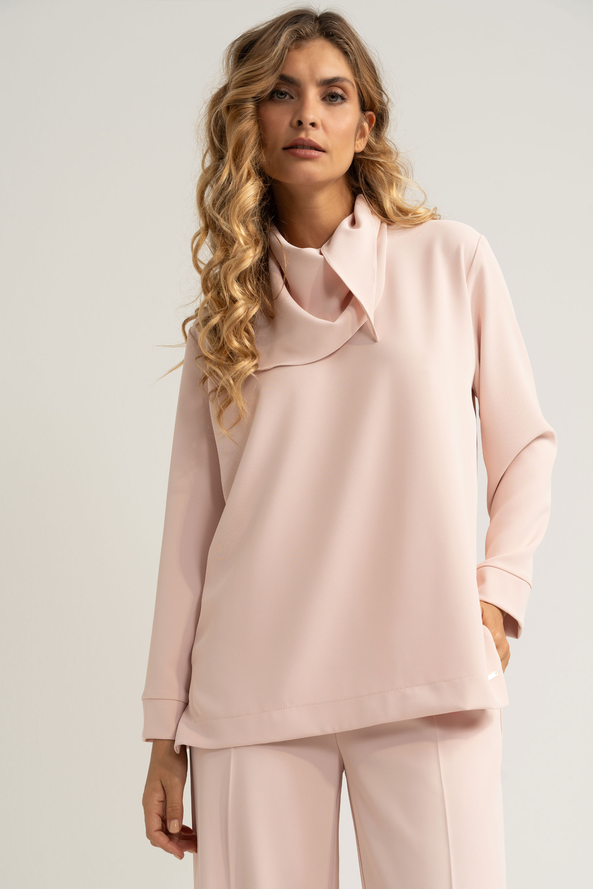 Flowy tunic with removable scarf