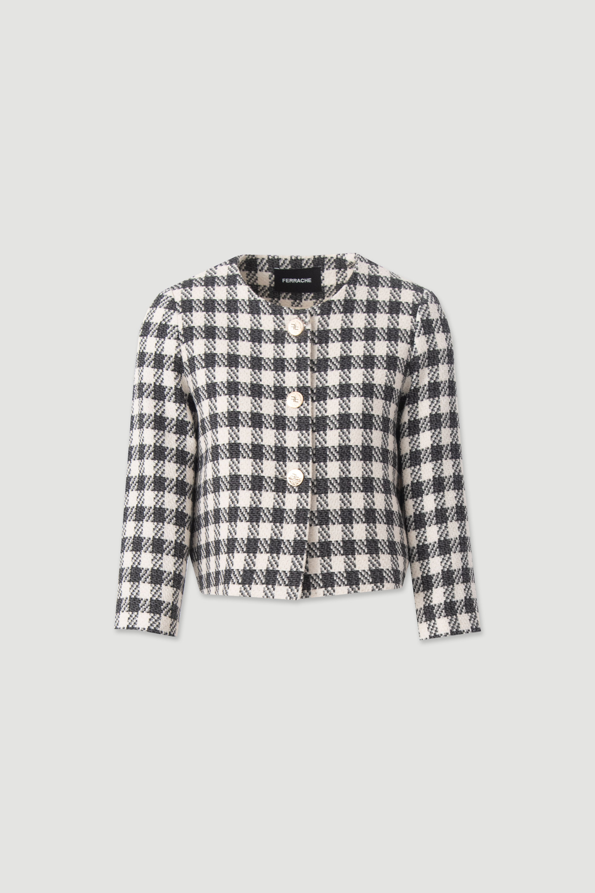 Short tweed jacket with 3/4 sleeves