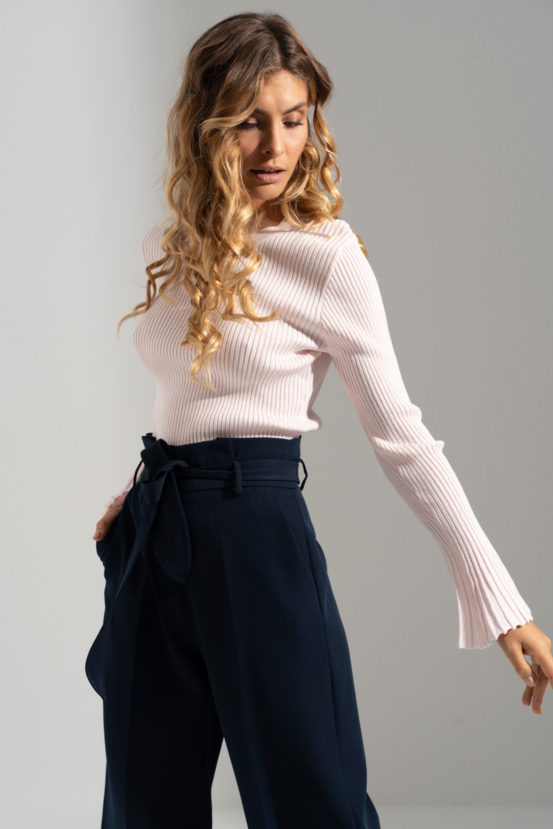 Ribbed knit sweater with flare sleeves