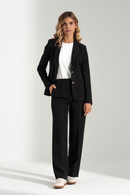 Classic fitted blazer with metallic buttons