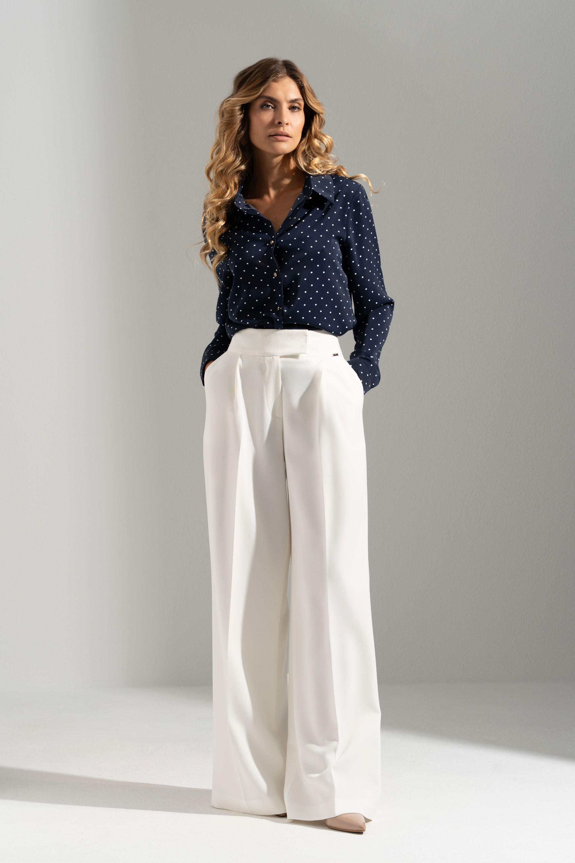 Fluid polka dot blouse