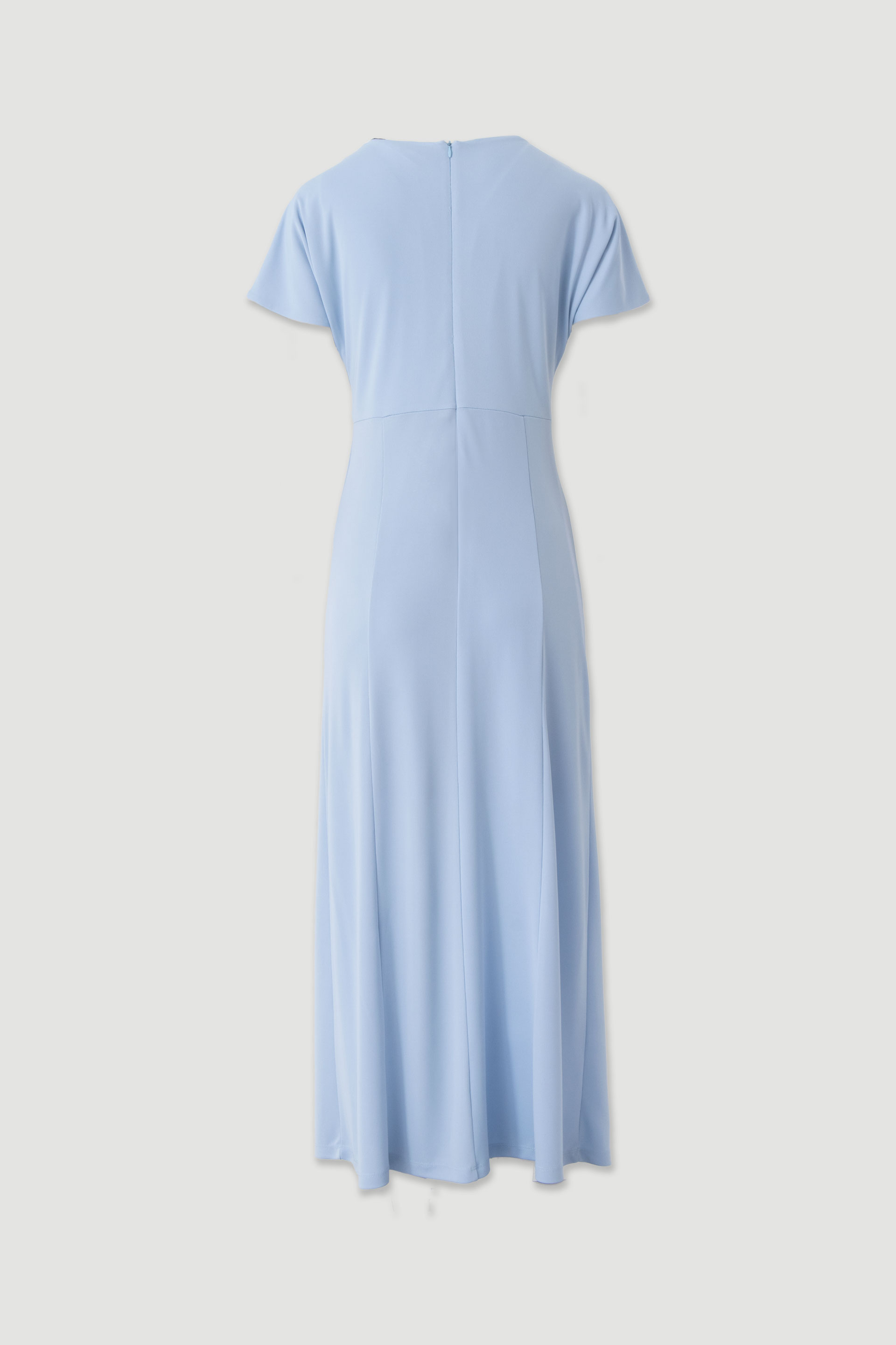 Long flowing dress with front knot