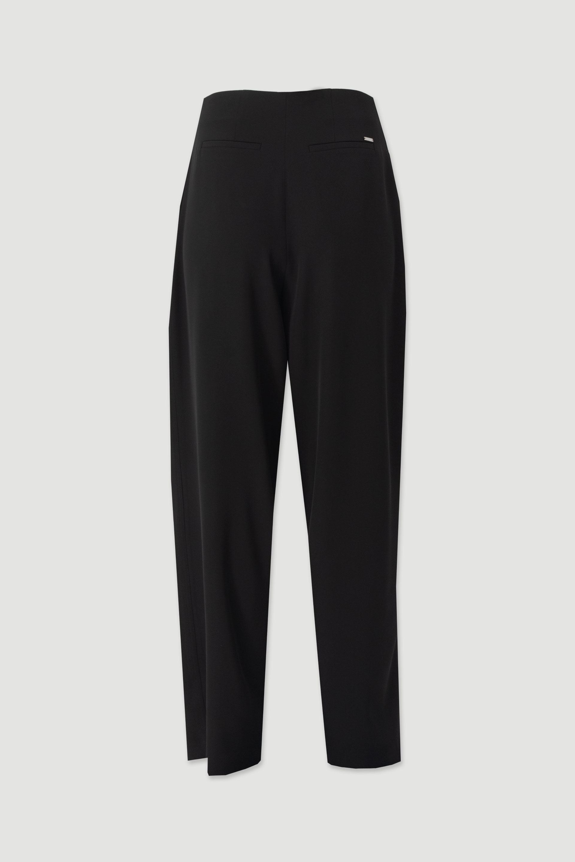 Classic pleated trousers