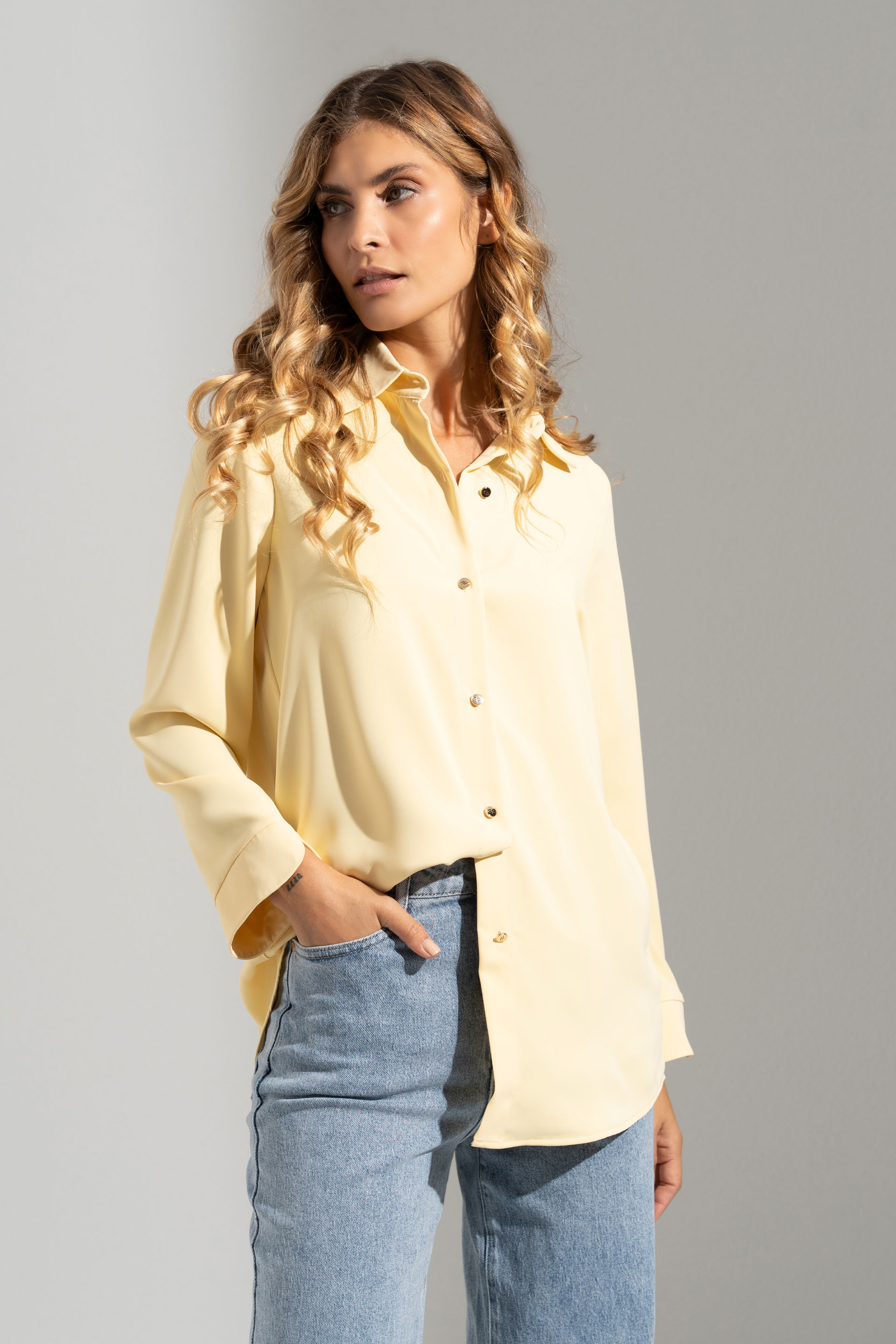 Flowy blouse with cuff detail