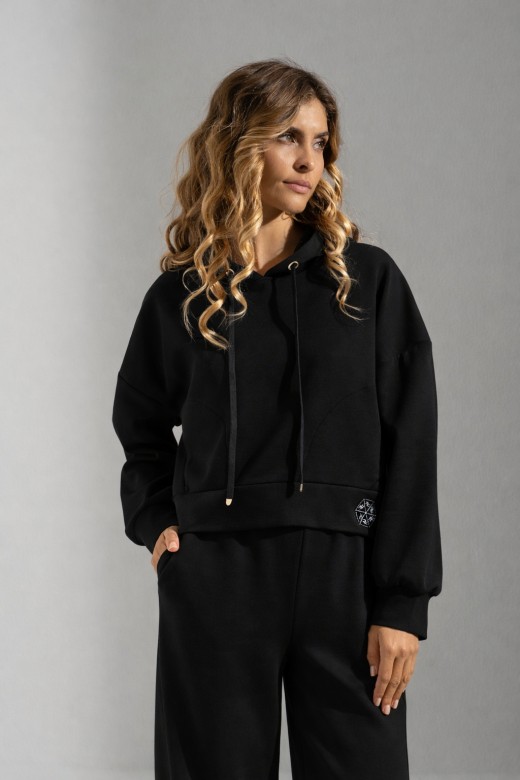 Short hoodie with adjustable drawstring