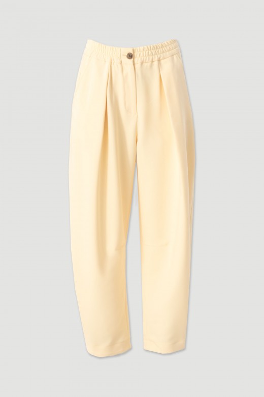 Pantalon taille haute avec détail sur le bas Pantalon taille haute avec détail sur le bas