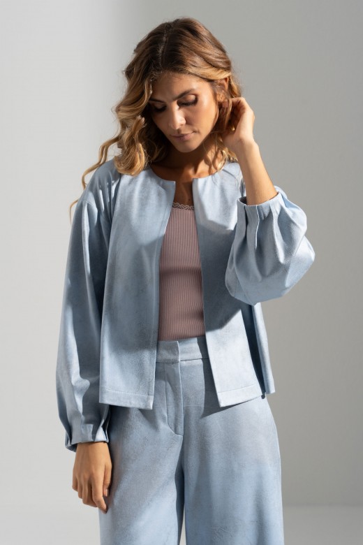 Casaco aberto com detalhe de pregas na manga Casaco aberto com detalhe de pregas na manga