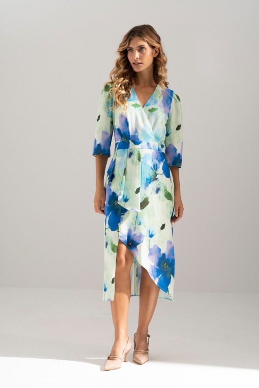 Vestido estampado com decote em v