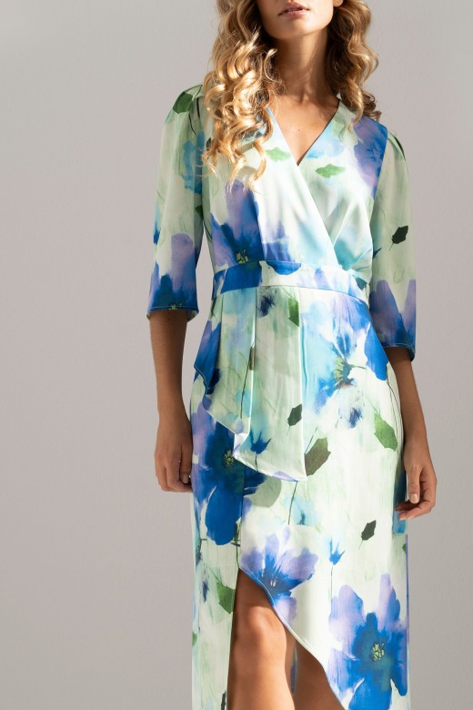 Vestido estampado com decote em v Vestido estampado com decote em v