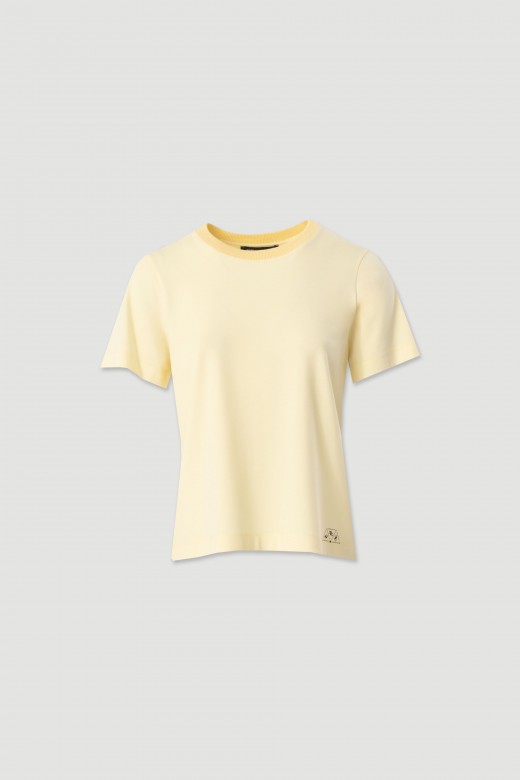 Basic t-shirt with hem detail Basic t-shirt with hem detail