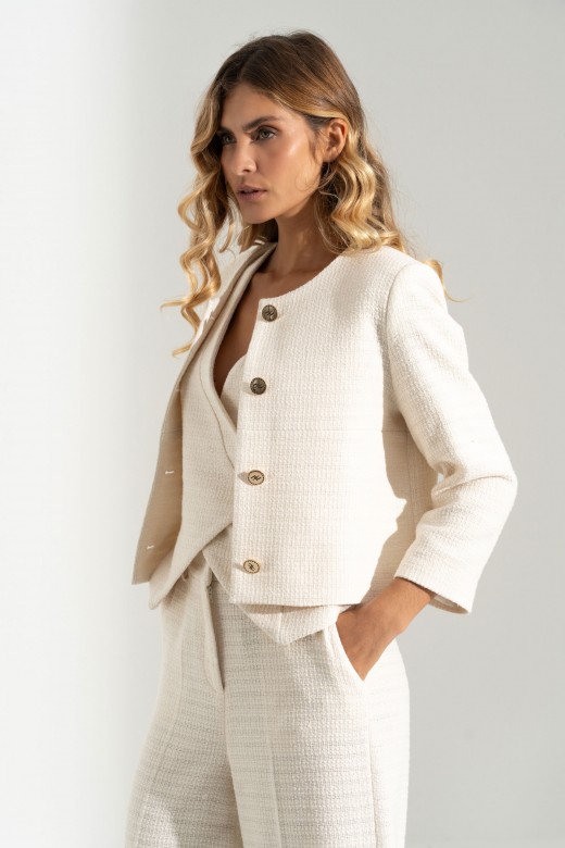 Casaco curto texturizado com bot�es personalizados